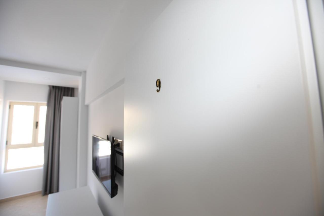 סרנדה Nika Hotel מראה חיצוני תמונה